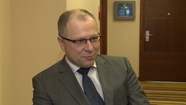 Marvipol: Sprzedaż mieszkań przyspiesza. Program Mieszkanie dla Młodych działa marketingowo INWESTOR, ,MdM, mieszkania, Marvipol, kredyty, rynek mieszkaniowy - Sprzedaż mieszkań w pierwszym półroczu tego roku jest zdecydowanie lepsza niż w pierwszych miesięcy 2013 roku, ale w drugim kwartale nie było przyspieszenia. Program Mieszkanie dla Młodych jest pewną zachętą dla klientów do kupna nieruchomości, ale deweloperzy wykorzystują go raczej w celach marketingowych. Do końca lipca wykorzystano jedynie 27 proc. środków z puli przeznaczonej na ten rok.