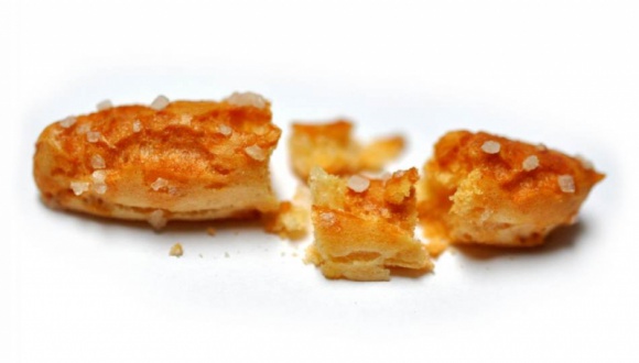 Jemy coraz więcej przekąsek BIZNES, Gospodarka - Wzrasta konsumpcja różnego rodzaju przekąsek. Już co drugi konsument (51%) twierdzi, że je przekąski co najmniej dwa razy dziennie, co jest wzrostem w odniesieniu do 48%, którzy podobne deklaracje składali przed dwoma laty. Trend jest wyraźnie rosnący…