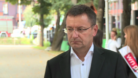 J. Jankowiak: bezrobocie i unia bankowa to problemy, którymi w pierwszej kolejności będzie musiał się zająć nowy przewodniczący Rady Europejskiej BIZNES, ,Janusz Jankowiak, Polska Rada Biznesu, Donald Tusk, deficyt budżet 2015 - Rosnące bezrobocie w UE, reformy strukturalne w strefie euro i unia bankowa – to będą kwestie, którymi w pierwszej kolejności będzie musiał się zająć nowy przewodniczący Rady Europejskiej. Natomiast następca Donalda Tuska na stanowisku premiera nie będzie gwałtownie zmieniał kursu, zajmie się raczej administrowaniem krajem do czasu następnych wyborów parlamentarnych w przyszłym roku – ocenia Janusz Jankowiak, główny ekonomista Polskiej Rady Biznesu. Obejmuje to m.in. uchwalenie i realizację budżetu na 2015 rok.