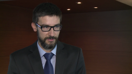 OFE zwiększą popyt na obligacje korporacyjne, ale nie poprawią niskiej płynności tego rynku INWESTOR, ,OFE, OFE Catalyst, OFE obligacje korporacyjne, OFE strategia inwestycyjna, OFE rynek długu korporacyjnego, Instytut Analiz i Ratingu, GPW, TFI, płynność Catalyst, Generali OFE - Zmiany w OFE są szansą dla firm chcących pozyskać kapitał poprzez emisję obligacji. Fundusze emerytalne nie mogą już kupować obligacji rządowych, a minimalny limit inwestycji w akcje będzie stopniowo spadał. W rezultacie wzrost popytu na obligacje spółek ze strony OFE może doprowadzić do spadku ich oprocentowania, ale nie zwiększy to ich niskiej płynności. A to główna bariera rozwoju rynku obligacji korporacyjnych – uważa Bartłomiej Woźnicki z Generali OFE.