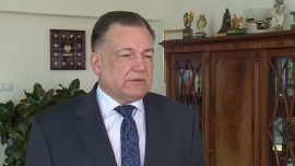 Na inwestycje na Mazowszu potrzeba kilku miliardów złotych. Zmiany w janosikowym niewiele pomogą BIZNES, ,janosikowe, województwo mazowieckie, inwestycje, służba zdrowia, Koleje Mazowieckie - Wojewódzki Sąd Administracyjny uchylił decyzje resortu finansów, który domagał się od Mazowsza zapłaty zaległych rat janosikowego – w sumie ponad 200 mln zł. Władze województwa już zażądały zwrotu jednej raty, ok. 60 mln zł, która została ściągnięta z kont Mazowsza. Potrzeby inwestycyjne województwa są ogromne, a w ciągu 10 lat oddało ono z tytułu janosikowego ponad 6 mld zł.