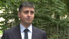 S. Kiszycki (Unibep): Przychody w 2014 r. na poziomie 1,1 mld zł. Kontrakty w Rosji są bezpieczne INWESTOR, ,Unibep, Unibep w Rosji, Unibep Rosja, Unibep Wnukowo, Unibep Norwegia, Unibep segment drogowy, Unibep segment deweloperski, Unibep prognozy, Unibep wyniki - Budowlano-deweloperska firma Unibep nie obawia się restrykcji ze strony Rosji. Spółka zwiększa udział rynków zagranicznych w swoich przychodach, które mają wynieść 1,1 mld zł w całym 2014 r. W Polsce rekordowe obroty ma wygenerować w tym roku segment drogowy – zapowiada Unibep.