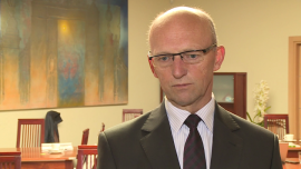 J. Wolski (Kopex): Polskie górnictwo nie ma środków na nowe maszyny i urządzenia. Pracujemy nad wzrostem eksportu na rynek argentyński i chiński INWESTOR, ,Kopex, Kopex wyniki, Kopex prognozy, Kopex eksport, wydobycie węgla w Polsce, sytuacja polskiego górnictwa, inwestycje polskich kopalń, maszyny górnicze, usługi dla kopalń, koniunktura w górnictwie - W II kwartale 2014 r. wydobycie węgla kamiennego w Polsce było najniższe od blisko pięciu lat. Popyt na węgiel pozostaje słaby, przez co będące w trudnej sytuacji spółki górnicze wstrzymują inwestycje. Kopex poprawił jednak wyniki finansowe w II kwartale, mimo że na rynki zagraniczne przypada mniej niż połowa sprzedaży. Spółka nie spodziewa się jednak poprawy sytuacji w polskim górnictwie w najbliższym czasie, dlatego pracuje nad rozwojem swojego eksportu.