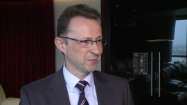 Firma kurierska TNT planuje w Polsce nowe inwestycje i podwojenie zatrudnienia w Centrum Usług Wspólnych w Warszawie BIZNES, ,TNT Express, branża kurierska, rozwój gospodarczy, Centrum Usług Wspólnych, „The People Network” małe i średnie przedsiębiorstwa, Piotr Buczkowski - TNT chce zatrudnić nowych pracowników. Do końca 2015 roku w Centrum Usług Wspólnych w Warszawie będzie pracować 400 osób, prawie dwa razy więcej niż obecnie. Firma chce także rozwijać infrastrukturę. Powstaną nowe biura i centrum sortownicze. Z uwagi na tempo wzrostu przesyłek TNT nie wyklucza budowy nowych centrów.