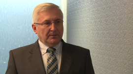 Rośnie sprzedaż e-gazet. Ruch SA stawia więc na cyfryzację BIZNES, ,prasa cyfrowa, prasa drukowana, Ruch SA, rynek - Rynek prasy zmienia się stopniowo. Nadal dominują u nas wydania drukowane, choć coraz częściej Polacy czytają elektroniczne wersje prasy i wiadomości.