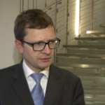 Spółki mają półtora roku na zmianę procedur przygotowywania raportów. Nowy sposób komunikacji może być szansą na przyciągnięcie klientów i akcjonariuszy