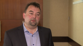 Asseco BS liczy w przyszłym roku na co najmniej jeden tak duży kontrakt, jak ten z Bacardi INWESTOR, ,rozwiązania IT, Asseco, infrastruktura IT, aplikacje mobilne, funkcjonalność - Asseco Business Solutions, dostawca rozwiązań informatycznych dla przedsiębiorstw, planuje rozszerzanie funkcjonalności swojej sztandarowej aplikacji, czyli wspierającego działy sprzedaży programu Mobile Touch. Jak przekonuje Mariusz Lizon z Asseco BS, pomoże w tym kontrakt, który spółka podpisała z firmą Bacardi, producentem napojów alkoholowych. W przyszłym roku spółka oczekuje co najmniej jednego kontraktu o podobnej skali.