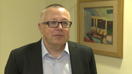 Alta SA rozpoczęła 2015 rok od prac nad refinansowaniem kredytu inwestycyjnego swojej spółki inwestycji TUP Property oraz planami sprzedaży swoich inwestycji, m.in. udziałów w PAGI INWESTOR, ,Alta, Siewierz Jeziorna, nieruchomości, rynek, sprzedaż, finansowanie, problemy, negocjacje, Katowice, grunty - Alta SA koncentruje się na swojej najlepszej inwestycji –zrównoważonej dzielnicy Siewierz Jeziorna. Spółka kontynuuje realizację przyjętej strategii polegającej na sukcesywnej sprzedaży nieruchomości komercyjnych oraz udziałów w innych spółkach. Pod koniec grudnia 2014 roku spółka poinformowała o przesunięciu o trzy miesiące terminu spłaty kredytu o wartości 5,7 mln zł.