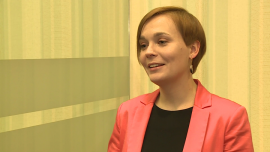 W styczniu przybyło ludzi bez pracy. W 2015 r. możliwy jednak spadek stopy bezrobocia poniżej 10 proc. INWESTOR, ,bezrobocie, Styczeń 2015, GUS, prognoza, analiza, rynek pracy, PKB, wzrost, gospodarka, zatrudnienie, stopa bezrobocia - Mimo że bezrobocie w styczniu prawdopodobnie wzrosło, będzie to najwyższy odczyt w ciągu całego roku – uważa główna ekonomistka Raiffeisen Polbank. Początek roku zwykle przynosi spadek zatrudnienia, jednak w kolejnych miesiącach można oczekiwać, że stopa bezrobocia spadnie w Polsce poniżej 10 proc.