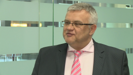 Ergo Pro chce przekonać Polaków do polis na życie. Stawia na przejrzyste warunki i zatrudnia agentów INWESTOR, ,ubezpieczenia na życie, agenci, szkolenia, warunki, nabór, rynek, wyniki, GUS, inwestycja, składka, polisa ubezpieczeniowa - Spółka Ergo Pro, należąca do Grupy Ergo, liczy na to, że Polacy przekonają się do ubezpieczeń na życie. Chce zdobyć klientów dzięki prostszym i bardziej zrozumiałym warunkom ubezpieczenia oraz dobrze przygotowanym agentom, których rekrutację i szkolenia właśnie prowadzi. W tym roku chce pozyskać i wyszkolić 500 osób.