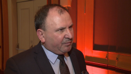 Po 2020 r. wzrośnie rola partnerstwa publiczno-prywatnego w infrastrukturze BIZNES, ,infrastruktura, Prawo zamówień publicznych, droga, linia kolejowa, Stanisław Żmijan, partnerstwo publiczno-prywatne - Po 2020 roku, kiedy wygaszone zostaną środków unijne, kapitał prywatny stanie się jedynym źródłem wsparcia inwestycji infrastrukturalnych. Żeby uniknąć zastoju w inwestycjach, zamawiający powinni już w tej perspektywie finansowej UE otworzyć się na metodę partnerstwa publiczno-prywatnego, tym bardziej że to model współpracy silnie wspierany przez Brukselę.