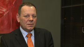 Ubiegły rok był trudny dla DGA. Start kolejnej unijnej perspektywy finansowej ma sprzyjać poprawie wyników INWESTOR, ,fundusze europejskie, DGA, perspektywa finansowa 2014-2020, perspektywa finansowa 2007-2013, Europejski Fundusz Społeczny, outplacement - Poprzedni rok nie był łatwy dla Grupy Kapitałowej DGA, bo kończyła się realizacja programów w ramach poprzedniej perspektywy finansowej. Już niebawem mają się jednak rozpocząć nabory do budżetu UE na lata 2014-2020. Firma liczy na to, że jeszcze w br. pojawią się nowe środki, co powinno sprzyjać poprawie przychodów, a więc i wyników zarówno spółki matki, jak i całej Grupy Kapitałowej.