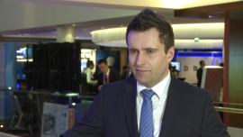 Lotte Group rozbudowuje fabrykę Wedla w Warszawie. W ciągu najbliższych trzech lat przeznaczy na inwestycje dziesiątki milionów złotych INWESTOR, ,Wedel, Lotte, inwestycje, fabryka, linie produkcyjne, wyroby, asortyment, czekolada, rozbudowa - Wedel, należący do japońskiego koncernu spożywczego Lotte Group, w najbliższych latach szykuje duże inwestycje. Planuje rozbudowę fabryki czekolady w Warszawie, uruchomienie nowych linii produkcyjnych i modernizację istniejących oraz poszerzenie asortymentu wyrabianych słodyczy.