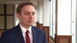 W Chinach powstaje fundusz, którego zadaniem będzie inwestowanie w technologiczne start-upy z całego świata INWESTOR, ,nowe technologie, fundusz inwestycyjny, venture capital, Chiny, chiny eksport, cloud computing, internet - 6,5 mld dolarów ma mieć do dyspozycji państwowy fundusz, który właśnie powstaje w Chinach. Jego zadaniem będzie inwestowanie w technologiczne firmy z całego świata w początkowej fazie rozwoju (tzw. start-upy). Ale sukces na chińskim rynku, jak przekonuje Marcin Kozłowski z firmy Business Link, odniosą jedynie projekty uwzględniające specyfikę Państwa Środka nie tylko pod względem technologicznym, lecz także kulturowym.