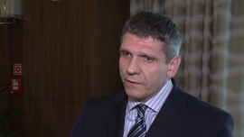 Artur Zipf, Malik: Polscy szefowie mają problem z tworzeniem wizji rozwoju firm. Mają wiedzę i doświadczenie, ale nie potrafią być liderami INWESTOR, ,przedsiębiorcy, firmy, menadżerowie, kompetencje, przywództwo w biznesie, wizja przyszłości, strategia - Polskich menadżerów cechuje ogromna wiedza praktyczna, ich wielką zaletą jest zdobyte doświadczenie oraz międzynarodowe wykształcenie. Brakuje im jednak zdolności przywódczych, mają problem z odgrywaniem roli lidera w swoich firmach i tworzeniem długoterminowej strategii ich rozwoju – uważa Artur Zipf z niemieckiej firmy konsultingowej Malik.