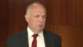 Specjalne fundusze pomogą w restrukturyzacji europejskich banków. Banki same się na nie złożą BIZNES, ,CRD IV, regulacje bankowe, sektor bankowy, Komisja Nadzoru Finansowego, kryzys finansowy, upadłość banku - W państwach członkowskich UE trwają prace nad zmianami dotyczącymi uporządkowanego systemu restrukturyzacji i likwidacji banków. Unijne regulacje zakładają m.in. stworzenie specjalnych funduszy, które w razie kryzysu finansowałyby programy naprawcze w bankach. Ostatni kryzys finansowy pokazał, że pod względem prawnym i praktycznym sektor nie jest przygotowany na upadłości.