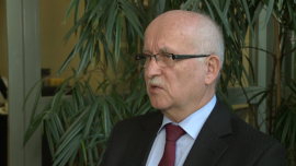 Za 2-3 lata Stalexport może wypłacić dywidendę. Spółka rozważa też inwestycje w ramach partnerstwo publiczno-prywatnego INWESTOR, ,A4, koncesja, autostrada, zyski, dywidenda, Stalexport Autostrada Małopolska, inwestycje, partnerstwo publiczno-prywatne - Zarząd Stalexportu myśli o inwestycjach lub wypłacie dywidendy. Autostradowa spółka ma pieniądze i chciałaby uczestniczyć w przedsięwzięciach finansowanych w ramach partnerstwa publiczno-prywatnego. Ta forma inwestowania na razie jednak nie cieszy się w Polsce popularnością.