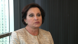Małe miasta nadzieją deweloperów. P.A. NOVA liczy na zyski z budowania tam parków handlowych BIZNES, ,rynek budowlany, centra handlowe, inwestycje, finansowanie, budownictwo, małe miasta, prognozy, wyniki - Polski rynek budowlany najpóźniej w ciągu roku powinien rozwinąć się do poziomu satysfakcjonującego działające na nim firmy – ocenia deweloperska spółka P.A. NOVA. Już dziś po wydłużających się terminach podwykonawców widać, że zamówień jest więcej. Spółka specjalizująca się w budowie i eksploatacji centrów handlowych największe szanse na rozwój widzi w małych miastach, do 100 tys. mieszkańców.