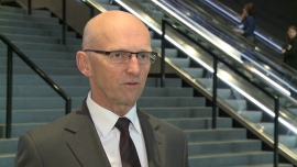 Polskie maszyny i urządzenia górnicze coraz częściej trafiają na eksport. Zainteresowane Chiny, Rosja i Argentyna BIZNES, ,Grupa Kopex, maszyny górnicze, eksport do Rosji, Chiny eksport, górnictwo, górnictwo węgla, wydobycie węgla w Polsce - Cięcia w inwestycjach krajowych kopalni sprawiają, że producenci urządzeń i maszyn górniczych poszukują nowych rynków zbytu za granicą. Dla Kopeksu obiecująca jest współpraca z Chinami. Także Rosja i Argentyna chcą kupować polskie kombajny i kompleksy do eksploatacji podziemnych pokładów. Alternatywą jest także inwestycja w nowe branże, m.in. energetykę i kolej.