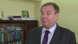 Polscy producenci żywności z silną pozycją na zagranicznych rynkach. Potrafią się dostosować do lokalnych odbiorców BIZNES, ,rynek rolno-spożywczy, gospodarka, handel zagraniczny, eksport - Rynek produktów rolno-spożywczych jest jednym z najdynamiczniej rozwijających się sektorów polskiej gospodarki. Wartość eksportu w 2014 roku wyniosła ponad 20 miliardów euro, a dodatnie saldo handlowe osiągnęło wartość 6 miliardów euro. Na zagranicznych rynkach polscy producenci konkurują nie tylko ceną, lecz także jakością. To jednak wyzwanie, bo gusta odbiorców w poszczególnych krajach mogą się znacząco od siebie różnić.