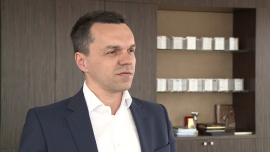 Po rebrandingu Vestor Dom Maklerski zamierza utrzymać tempo rozwoju i poprawić rentowność. W tym roku chce wprowadzić na giełdę nawet 6 nowych firm INWESTOR, ,dom inwestycyjny, rebranding, plany, debiuty, IPO, obligacje, rentowność, produkty, vestor, spółki technologiczne - Dom Inwestycyjny Investors zmienił nazwę na Vestor Dom Maklerski. Planuje, że w tym roku zdoła wprowadzić na giełdę nawet sześć spółek oraz przeprowadzić ok. 40 emisji obligacji swoich klientów. Liczy też, że zdecydowanie podniesie własną rentowność.