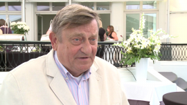 Białe plamy na mapie internetowej Polski może pomóc zlikwidować internet satelitarny. Dałby dostęp do sieci 800 tys. gospodarstw, które nie mogą liczyć na stałe łącza BIZNES, ,Mirosław Hermaszewski, kosmos, internet satelitarny, LTE - Technologie do niedawna wykorzystywane podczas lotów kosmicznych pomogą zapewnić internet w rejonach, gdzie niemożliwe jest zainstalowanie tradycyjnej sieci bądź korzystanie z mobilnej. W Polsce jest aż 800 tysięcy takich gospodarstw domowych (6–9 proc. odbiorców). Technologia satelitarna znajduje coraz więcej zastosowań w codziennym życiu.