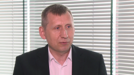 Symbio chce pozyskać kolejnych dystrybutorów swoich produktów. Spółka planuje też wejść na nowe rynki – do Azji i na Bliski Wschód INWESTOR, ,Symbio, rynek produktów ekologicznych, dystrybucja eksport, Jacek Skowroński - Rozwój dystrybucji i zwiększenie eksportu mają pozwolić Symbio na wzrost. Spółka zajmująca się produkcją żywności ekologicznej skupia się na niezależnych detalistach i polskich sklepach. Dzięki rosnącemu zainteresowaniu produktami ekologicznymi chce pozyskać nowych dystrybutorów do współpracy. Spółka chce pozyskiwać nowych klientów nie tylko w Europie, lecz także na Bliskim Wschodzie i rynkach azjatyckich.