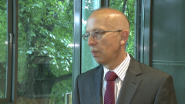 W. Rozłucki (Rada Giełdy): prywatyzacja polskiej gospodarki jeszcze się nie zakończyła. Bardzo liczymy na jesienny debiut Banku Pocztowego INWESTOR, ,giełda warszawska, Giełda Papierów Wartościowych, prywatyzacja, prywatyzacje, Skarb Państwa, Bank Pocztowy, PKO BP, Poczta Polska - Choć liczba możliwych do prywatyzacji poprzez giełdę spółek się skurczyła, wciąż jednak możliwe są kolejne debiuty, które przyciągną inwestorów. Wiesław Rozłucki, prezes Rady Giełdy Papierów Wartościowych i jej współtwórca, liczy na jesienny debiut akcji Banku Pocztowego, którego właścicielami są obecnie PKO BP oraz Poczta Polska.