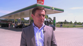 Polska trzecim największym europejskim rynkiem dla BP. Wkrótce koncern otworzy 500. stację paliw BIZNES, ,BP, koncern, paliwo, stacja benzynowa, branża paliwowa, sprzedaż, kierowca, sieć, franczyza - Polska jest dla BP trzecim, po Niemczech i Wielkiej Brytanii, europejskim rynkiem z największymi zyskami. Wkrótce koncern planuje otwarcie 500. stacji benzynowej. Liczy na dalszy dynamiczny rozwój własnej sieci w związku m.in. z rozbudową infrastruktury drogowej, stawia także na rozwój franczyzy.