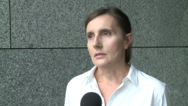 Aplikacje i hosting napędzają polski rynek usług IT. Te obszary rosną dwa razy szybciej niż cały sektor BIZNES, ,chmura obliczeniowa, IT, rynek IT, IDC, usługi IT, outsourcing, hosting, aplikacje - Rynek usług IT wzrósł w zeszłym roku o 4,4 proc., a jego wartość wyniosła 3,2 mld dolarów – wynika z danych IDC. Producenci aplikacji oraz dostawcy usług hostingowych zwiększają jednak wartość swojego biznesu o ponad 10 proc. rocznie. Usługi IT – podobnie jak w krajach Zachodniej Europy – będą zyskiwać coraz bardziej na znaczeniu. Dziś odpowiadają tylko za jedną trzecią rynku.