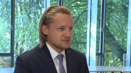 Geotrans liczy na wyższe przychody w 2016 r. Z powodu nowego prawa przetargi powinny opiewać na wyższe kwoty INWESTOR, ,odpady ściekowe, akwizycja, ekspansja, przetargi publiczne - Roczna produkcja komunalnych osadów ściekowych w Polsce wynosi ok. 650 tys. ton. Według prognoz do końca dekady ich ilość może wzrosnąć o kolejne 100 tys. Dodatkowo od 1 stycznia 2016 roku w życie wchodzi przepis zakazujący oczyszczalniom składowania odpadów tego typu. Spółka Geotrans specjalizująca się w zagospodarowaniu ścieków liczy na wzrost osadów do utylizacji i tym samym zwiększenie wartości ogłaszanych przetargów. Na przyszły rok zapowiada pierwszą ewentualną akwizycję.