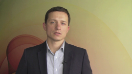 Polscy przedsiębiorcy nie wykorzystują potencjału internetu. 20 proc. mikro i małych firm nie ma strony internetowej BIZNES, ,strona internetowa, firma, poczta, sprzedaż - Co piąta mała firma nie ma własnej strony WWW, a co czwarta nie korzysta z konta pocztowego we własnej domenie – wynika z raportu „Mikro i małe firmy w internecie 2015” przygotowanego przez nazwa.pl. Przedsiębiorcy rezygnują z posiadania własnej strony głównie z powodu braku czasu oraz z obawy o wysokie koszty uruchomienia witryny. Eksperci przekonują jednak, że stworzenie atrakcyjnej graficznie strony w oparciu o gotowe narzędzia jest szybkie i nie wymaga specjalnych kompetencji.