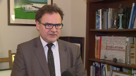 Fundusze wieczyste jako żywe pomniki. Kapitał darczyńców wspiera ważne cele społeczne BIZNES, ,fundusz wieczysty, fundacja, działalność filantropijna, Akademia Rozwoju Filantropii, Fundusz im. Inki Brodzkiej-Wald, Paweł Łukasiak, Anna Gutkowska - W Polsce rośnie liczba funduszy wieczystych zarządzanych przez stowarzyszenia i fundacje. Wedle różnych szacunków jest ich nawet 200. Są one jedną ze współczesnych form filantropii indywidualnej – zapewniają długofalowe wsparcie celów społecznych ważnych dla fundatora, najczęściej są to programy stypendialne. Powołanie funduszu w ramach już istniejących organizacji pozarządowych pomaga darczyńcom ograniczyć koszty. Założenie ich niesie też wymierne korzyści, czyli możliwość odliczenia PIT i CIT.