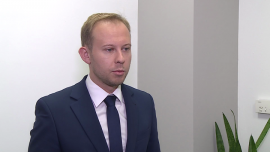 Creamfinance emituje obligacje, by podwoić wartość pożyczanych klientom pieniędzy. W razie powodzenia oferty planuje dalsze emisje INWESTOR, ,kredyty, chwilówki, akcja kredytowa, obligacje, online, portale internetowe, wyniki, prognozy, technologia - Creamfinance Poland, właściciel portali pożyczkowych, emituje obligacje, by pozyskać z rynku pieniądze na podwojenie swojej akcji kredytowej. W ramach trwających do czwartku zapisów spółka chce sprzedać papiery denominowane w złotych i euro warte ponad 4 mln zł. W razie zainteresowania inwestorów planuje kolejne emisje. Spółka zapowiada, że dzięki inwestycjom zamierza podnieść przychody w 2016 roku do 20 mln euro.