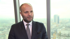 Tauron szykuje się do wielkich inwestycji. Kluczową jest budowa bloku węglowego w elektrowni Jaworzno III BIZNES, ,Tauron, inwestycje, zyski, obligacje, rolowanie, ceny energii, oszczędności, energetyka, blok energetyczny - Ceny energii w Polsce w przyszłym roku nie powinny wzrosnąć – uważa prezes Tauronu Jerzy Kurella. Firma ma dobre wyniki. To pomoże jej sfinansować gigantyczne inwestycje zaplanowane w koncernie na najbliższe lata. Zarząd liczy też na rynek obligacji oraz realizowane programy oszczędnościowe.