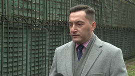 PKP potrzebuje dużych zmian. Konieczny przegląd planów inwestycyjnych BIZNES, ,PKP, Polskie Linie Kolejowe, zarząd PKP, Mirosław Pawłowski, Jarosław Kołodziejczyk, Adrian Furgalski - Przywrócenie dialogu na kolei, integracja usług dla pasażera i przygotowanie do nowej perspektywy finansowej – to najważniejsze zadania, jakie stoją przed nowym zarządem PKP. Mocną stroną powołanych niedawno członków zarządu Jarosława Kołodziejczyka i Mirosława Pawłowskiego jest – zdaniem ekspertów – dobra znajomość branży i otwartość na zmiany. Kolej potrzebuje też przeglądu planów inwestycyjnych.