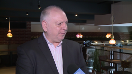 Małe miasta na celowniku Sfinks Polska. Spółka nie wyklucza też ekspansji zagranicznej, szczególnie do Niemiec INWESTOR, ,Sfinks Polska, sieć restauracji, Wook, Chłopskie jadło, inwestycje, finansowanie, stabilizacja, Marriott - Spółka Sfinks Polska szuka nowych lokalizacji, by rozbudować swoją sieć restauracji. Lokale będą powstawały już nie tylko dużych aglomeracjach. Okazuje się bowiem, że w Polsce rośnie zapotrzebowanie na podobne miejsca także w mniejszych miastach. Firma myśli też o wejściu na rynek niemiecki.