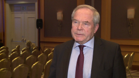 FM Bank PBP chce konkurować o klientów z firmami pożyczkowymi i parabankami. Bank stawia też na mikro- i małych przedsiębiorców INWESTOR, ,kredyty, parabank, mikroprzedsiębiorcy - FM Bank PBP w tym roku chce się skoncentrować na obsłudze kredytów dla sektora mikro- i małych przedsiębiorstw oraz dla osób indywidualnych. Ofertą dla nich chce konkurować z firmami pożyczkowymi. Prezes banku Marek Kulczycki zaznacza, że priorytetem pozostaje jednak jakość tworzonego portfela kredytowego. Jak tłumaczy, prawdziwym wyzwaniem nie jest bowiem samo udzielenie kredytu, ale kwestia terminowego spłacania.