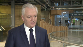 J. Gowin: Do 2020 r. na innowacje trafi ponad 16 mld euro. Wprowadzone będą też ulgi podatkowe dla przedsiębiorców i naukowców BIZNES, ,innowacje, badania i rozwój, technologie, humanistyka, współpraca między nauką a biznesem, biała księga innowacji, Jarosław Gowin - Ulgi podatkowe dla przedsiębiorców, zachęty dla naukowców czy obowiązek oceny wprowadzanych przepisów pod kątem innowacyjności – tego typu rozwiązania mają się przyczynić do zwiększenia innowacyjności polskiej gospodarki. Minister nauki i szkolnictwa wyższego zapowiada, że do końca roku zostanie przedstawiony projekt nowej ustawy o innowacyjności. Do 2020 roku na innowacje trafi ponad 16 mld euro z krajowych i regionalnych programów operacyjnych.