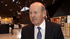 Polsko-Amerykańskie Kliniki Serca rozważają ekspansję zagraniczną INWESTOR, ,choroby serca, chorby układu naczyniowego, Polsko-Amerykańskie Kliniki Serca, ekspansja zagraniczna, uzdrowisko Ustroń, plan Morawieckiego - Po 16 latach rozwoju na polskim rynku American Heart of Poland, właściciel sieci Polsko-Amerykańskich Klinik Serca, myśli o wejściu na zagraniczne rynki. Niski koszt usług w porównaniu z innymi krajami Europy oraz wysoki poziom skuteczności w leczeniu chorób serca i układu krążenia powodują, że jej oferta klinik powinna być konkurencyjna. W Polsce sieć skupi się na doskonaleniu kompleksowości obsługi pacjenta, bo rynek jest już nasycony.