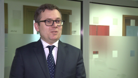 Raj podatkowy za miedzą. Słowacja nowym celem polskich przedsiębiorców INWESTOR, ,raje podatkowe, Słowacja, podatki, VAT, ulgi i zwolnienia, jedno okienko - Rośnie liczba firm pośredniczących w założeniu biznesu lub zatrudnianiu na Słowacji. Powodem są niższe stawki ubezpieczeniowe i niższy VAT u naszych południowych sąsiadów. Warunki są atrakcyjne zwłaszcza dla branży transportowej.