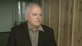 Coraz gorsza pozycja polskich producentów wieprzowiny w UE. Ich udział w unijnej hodowli spadł w ciągu dekady o 1/3 BIZNES, ,ceny wieprzowiny, świńskie cykle, wspólny rynek, dopłaty - Producenci wieprzowiny skarżą się na trwale niskie ceny, które nie pokrywają kosztów produkcji. Nie liczą na zmianę cyklu koniunkturalnego, bo występujące dawniej 3–4-letnie cykle, w ramach których okresy wyższych cen wyrównywały słabsze kwartały, przestały się pojawiać ze względu na wspólny unijny rynek i wyrównane ceny. Polski udział w unijnej hodowli świń spadł w ciągu dekady o jedną trzecią.