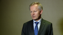 Grupa Selena pracuje nad innowacjami na przyszłe lata. Dostosowuje je do wymagań poszczególnych rynków INWESTOR, ,innowacje, inwestycje w badania i rozwój, laboratoria - Wrocławska grupa Selena inwestuje w badania i rozwój średnio 1–2 proc. swoich przychodów rocznie. W ostatnich latach było to ok. 9 mln zł rocznie. Efektem tych prac był m.in. produkt chroniący budynki i znajdujących się w nich ludzi przed promieniowaniem elektromagnetycznym, a także powłoka do dachów, obniżająca jego temperaturę o ponad 35 stopni. W swoich laboratoriach grupa prowadzi prace nad innowacjami, które zaprezentuje w kolejnych latach. – Ważne jest to, by dostosowane one były do potrzeb poszczególnych rynków – podkreśla przewodniczący rady nadzorczej Seleny FM.