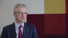 Bank Zachodni WBK rozwija multikanałowe centrum kontaktu. Miesięcznie z 9 kanałów korzysta łącznie 460 tys. Klientów INWESTOR, ,bankowość mobilna, multikanałowa platforma kontaktu z klientem, wideo chaty, wirtualny doradca, biometria głosu, wirtualni doradcy, obsługa w PJM, BZ WBK - Klienci coraz częściej korzystają ze zdalnych kanałów w bankowości. W BZ WBK 90 proc. interakcji z klientami następuje za pomocą multikanałowej platformy. Coraz więcej osób decyduje się także na zakup produktów i usług za jej pośrednictwem.