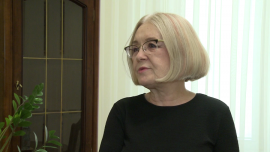 Prof. G. Ancyparowicz: RPP na razie wstrzymuje się ze zmianami stóp. Będzie reagować elastycznie INWESTOR, ,RPP, inflacja: deflacja: inflacja HICP, inflacja bazowa, PKB, stopy procentowe - Od marca 2015 roku stopy procentowe pozostają na najniższym w historii poziomie. Wymiana większości składu Rady Polityki Pieniężnej nie zmieniła na razie polityki tego gremium. Zdaniem prof. Grażyny Ancyparowicz, członkini RPP, inflacja powróci na rynek najpóźniej w przyszłym roku, więc dokonana obecnie obniżka stóp, która zadziałałaby mniej więcej w tym samym czasie, byłaby niewskazana.