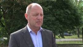 Grupa Jaguar ponad pięciokrotnie zwiększa przychody. Zarząd będzie rekomendował wypłatę dywidendy w wysokości 4 gr za akcję INWESTOR, ,deweloperzy, deweloperzy GPW, emisja akcji, dywidenda, dywidendy, spółki dywidendowe, jaguar, rewitalizacje, walne zgromadzenie akcjonariuszy - Przychody specjalizującej się w budowie osiedli domów jednorodzinnych i rewitalizacjach starych kamienic deweloperskiej Grupy Jaguar w pierwszym kwartale tego roku zwiększyły się pięciokrotnie. Zarząd chce, aby przedsiębiorstwo było spółką dywidendową, i będzie rekomendował na walnym zgromadzeniu wypłatę z zysku w wysokości 4 groszy za akcję.