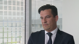 Wymiana walut online staje się coraz popularniejsza. W tym roku wartość rynku może wzrosnąć nawet do 40 mld zł BIZNES, ,e-kantor, kator wymiany walut, waluty, spready na walutach, wymiana online, Rkantor.com, Michał Hojowski - Szacuje się, że wartość obrotów w internetowych kantorach wyniosła w 2015 roku blisko 30 mld zł. Branża rosła w tempie ponad 20 proc. Choć w tym roku dynamika może być nieco mniejsza, to przedstawiciele branży szacują wzrost do poziomu 35–40 mld zł. – Spready na walucie są nieporównywalne do tych oferowanych przez kantory stacjonarne i banki, a dodatkowo wymiana online jest prosta i przyjemna – przekonuje Michał Hojowski z Rkantor.com.