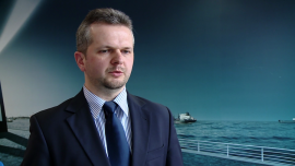 Polskie obligacje mogą być dla lokat konkurencyjną propozycją inwestycyjną INWESTOR, ,obligacje skarbowe, obligacje korporacyjne, rentowność, rating, brexit, przegląd systemu emerytalnego, ustawa frankowa, podatek od sprzedaży detalicznej - Około 3 proc. powinny dać zarobić w tym roku polskie obligacje skarbowe. To korzystny wynik w porównaniu nie tylko do bezpieczniejszych obligacji niemieckich, lecz także np. do stóp zwrotu oferowanych na lokatach – uważa Janusz Galas, analityk DM Deutsche Banku. Opłacalność inwestycji w obligacje podbiłaby obniżka stóp procentowych, ale tę – zdaniem eksperta – będzie można przeprowadzić bezpiecznie dopiero po wyeliminowaniu kilku czynników ryzyka, głównie politycznych.