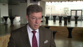 Pfleiderer do końca roku zainwestuje ponad 50 mln euro INWESTOR, ,płyty wiórowe i laminaty, konsolidacja, inwestycje, wyniki I półrocza - Producent płyt laminowanych, wiórowych i blatów zanotował dobre wyniki w I półroczu 2016 r. To pierwszy okres po skonsolidowaniu wschodniej i zachodniej Grupy. Pfleiderer jest w trakcie inwestycji w rozwój mocy produkcyjnych fabryk i pracuje nad nową kolekcją, która wejdzie na rynek w 2017 roku.