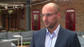 Intive chce się skupić na tworzeniu elastycznych aplikacji cyfrowych i rozwinąć ich sprzedaż na całym świecie INWESTOR, ,oprogramowanie, aplikacje, aplikacje IT, produkcja, fuzje i przejęcia, połączenie, aplikacje mobilne, SMT, rynki zagraniczne, Android, iOs - Intive, spółka utworzona w wyniku połączenia działających w obszarze produktów cyfrowych firm SMT Software, BLStream oraz Kupferwerk, chce się skupiać na elastycznych technologiach. Nowe przedsiębiorstwo specjalizuje się w produkcji aplikacji, w których liczy się zarówno wygląd, jak i funkcjonalność. Firma swoje produkty opiera na modelach Agile oraz Scrum zapewniających szybką reakcję użytkownika na zmieniające się warunki zewnętrzne.